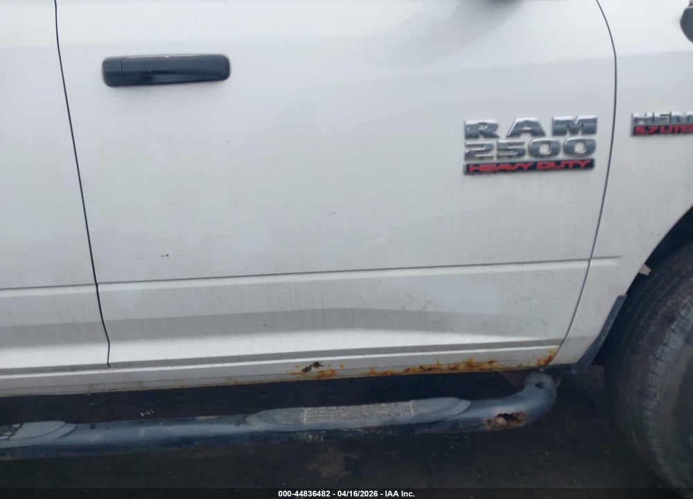 2014 RAM 2500 TRADESMAN VIN: 3C6TR5CT6EG173666