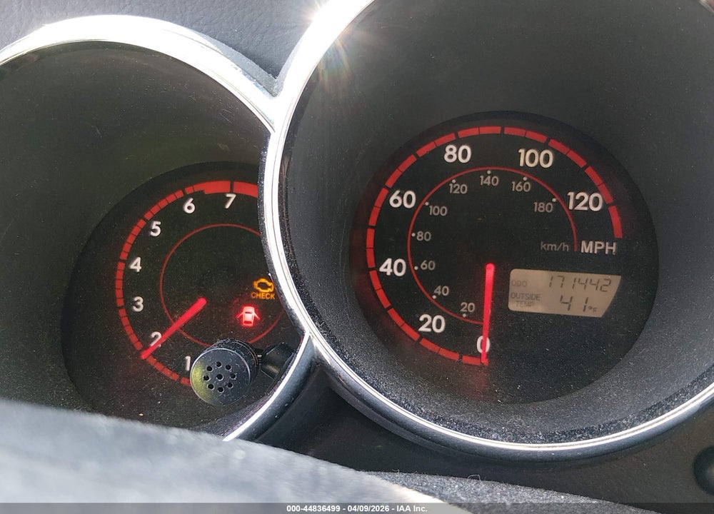 2004 TOYOTA MATRIX XR VIN: 2T1KR32E04C190564