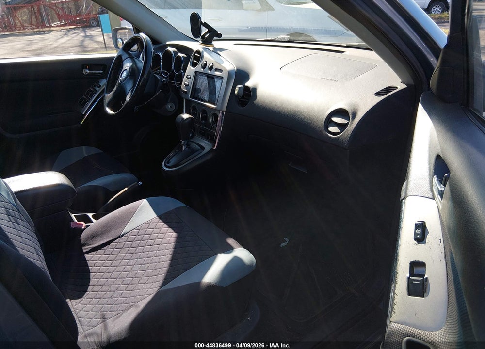 2004 TOYOTA MATRIX XR VIN: 2T1KR32E04C190564