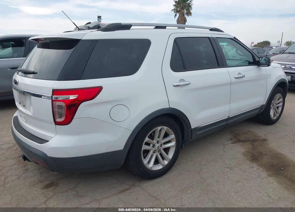 2015 FORD EXPLORER XLT VIN: 1FM5K7D88FGC50574