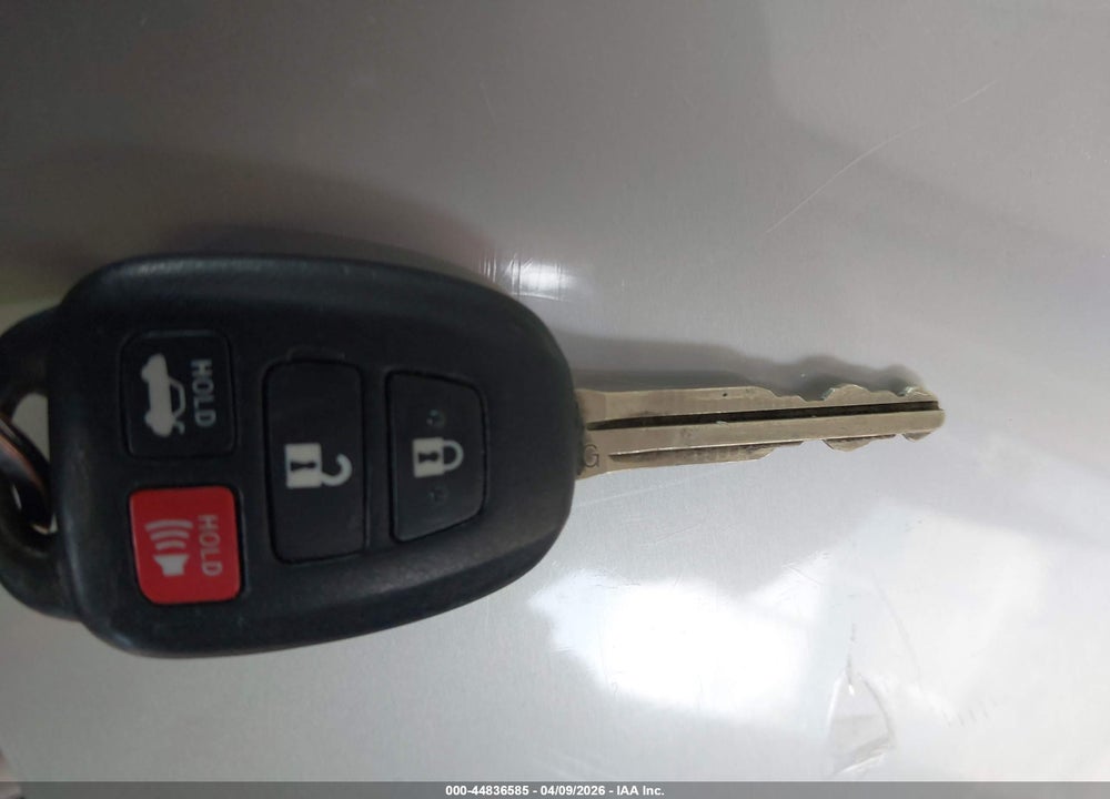 2013 TOYOTA CAMRY LE VIN: 4T4BF1FK5DR276907
