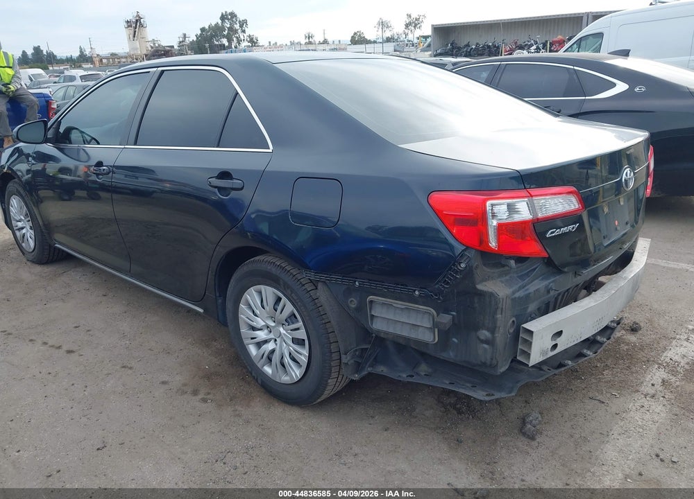 2013 TOYOTA CAMRY LE VIN: 4T4BF1FK5DR276907