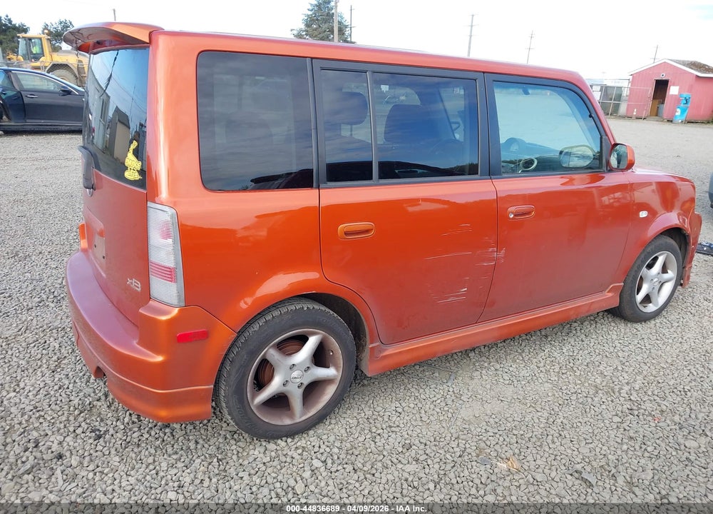2004 SCION XB VIN: JTLKT324440161382