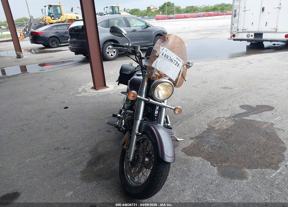2005 YAMAHA XVS65 A VIN: JYAVM01E35A072196