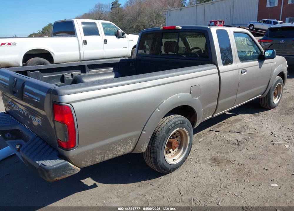 2004 NISSAN FRONTIER XE VIN: 1N6DD26T04C418529