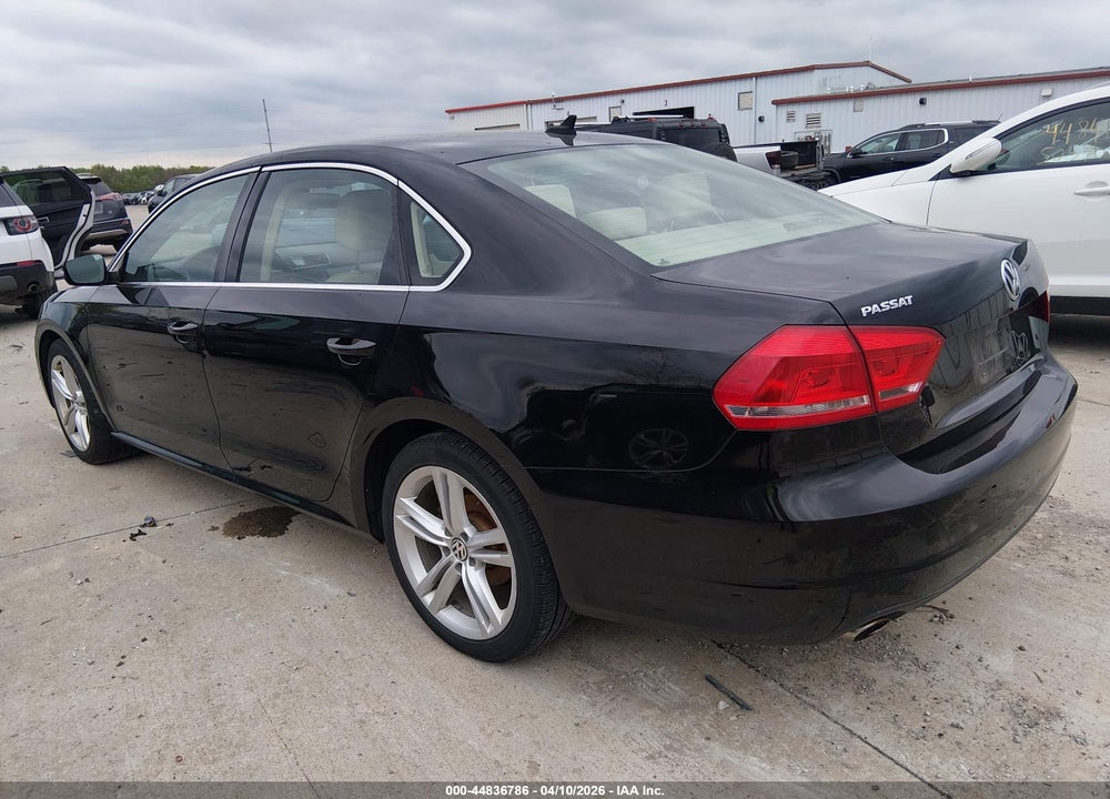 2014 VOLKSWAGEN PASSAT 2.5L SE VIN: 1VWBP7A36EC014736