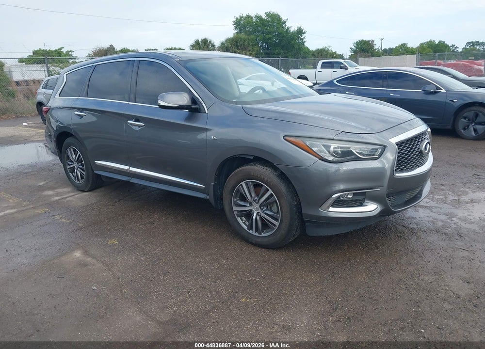 2018 INFINITI QX60 VIN: 5N1DL0MM4JC527315