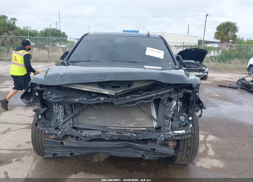 2015 CHEVROLET TAHOE LT VIN: 1GNSCBKC4FR632210
