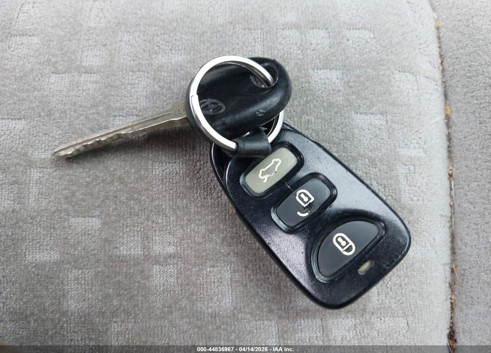2006 HYUNDAI SONATA GLS V6/LX V6 VIN: 5NPEU46F26H028181