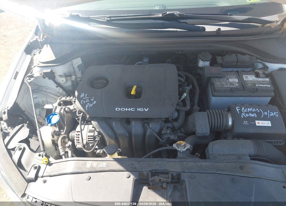 2017 HYUNDAI ELANTRA SE VIN: 5NPD84LF9HH080639