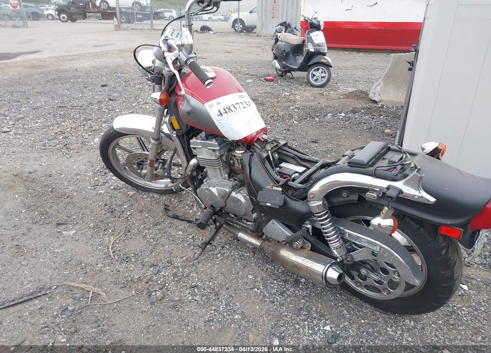 1991 KAWASAKI EN500 VIN: JKAENVA19MA007860