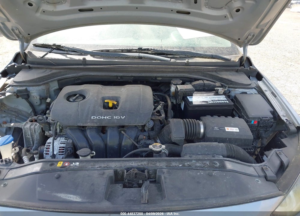 2017 HYUNDAI ELANTRA SE VIN: 5NPD74LF3HH176074