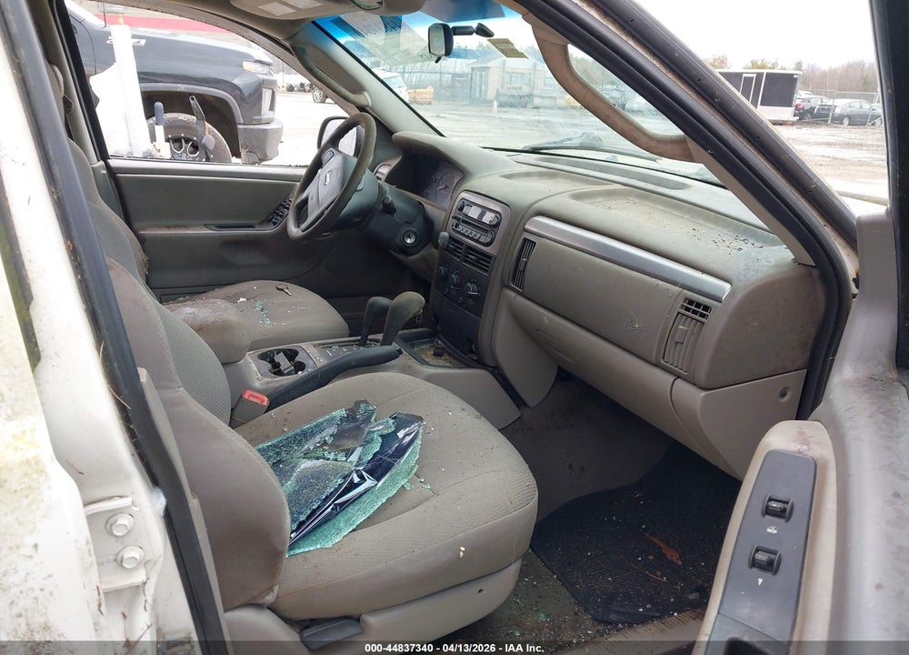 2002 JEEP GRAND CHEROKEE LAREDO VIN: 1J4GW48S12C117592
