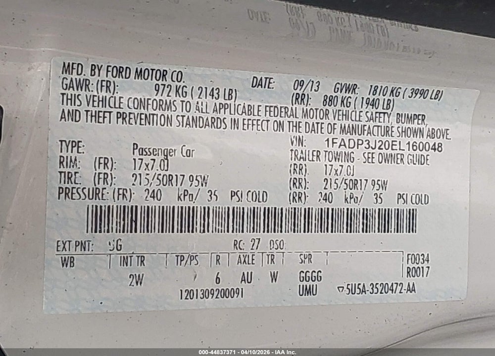 2014 FORD FOCUS TITANIUM VIN: 1FADP3J20EL160048