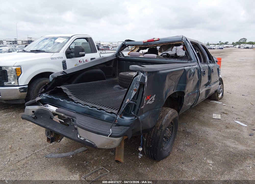 2007 GMC SIERRA 2500HD CLASSIC SLE2 VIN: 1GTHK23UX7F140054
