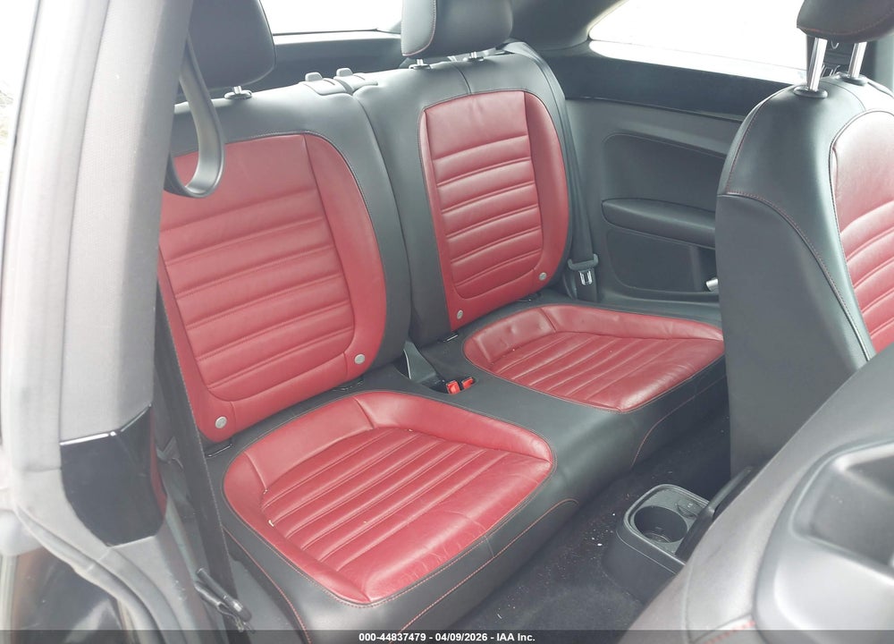 2013 VOLKSWAGEN BEETLE TURBO VIN: 3VWVA7AT8DM662445