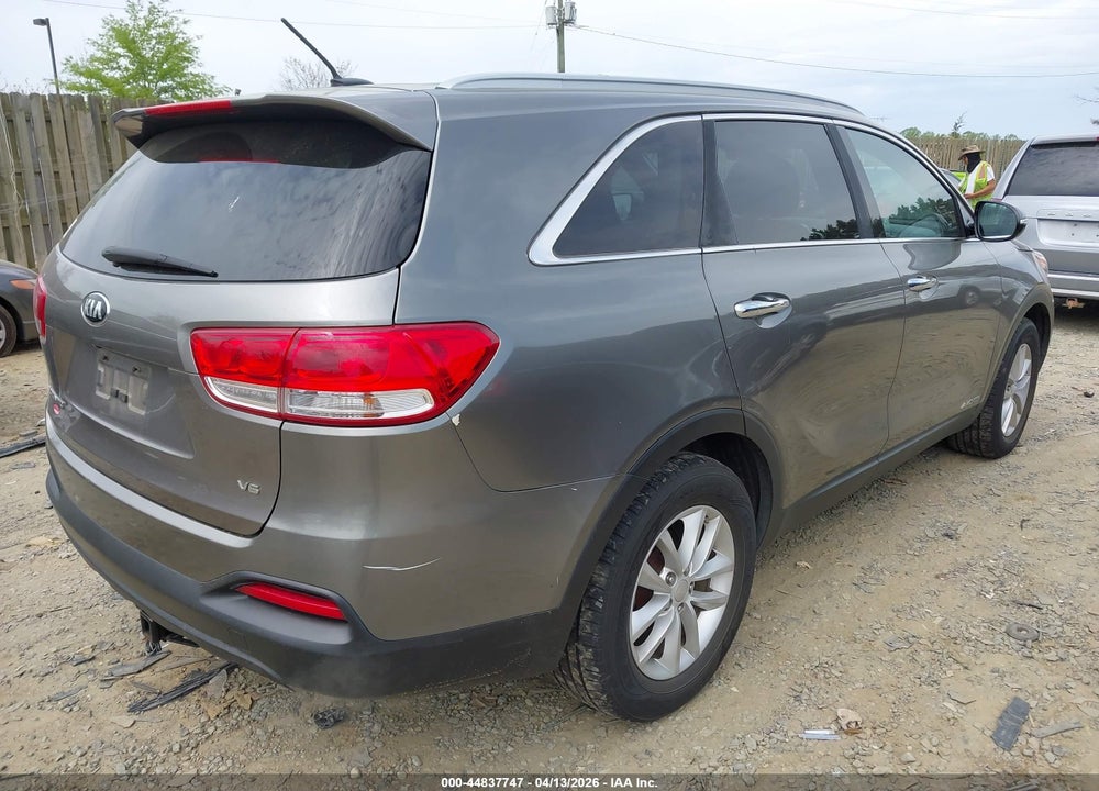 2016 KIA SORENTO 3.3L LX VIN: 5XYPGDA58GG134139