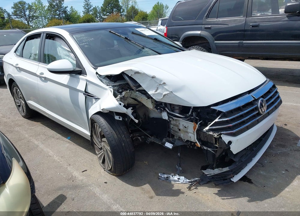 2021 VOLKSWAGEN JETTA 1.4T SEL VIN: 3VWE57BU1MM071739