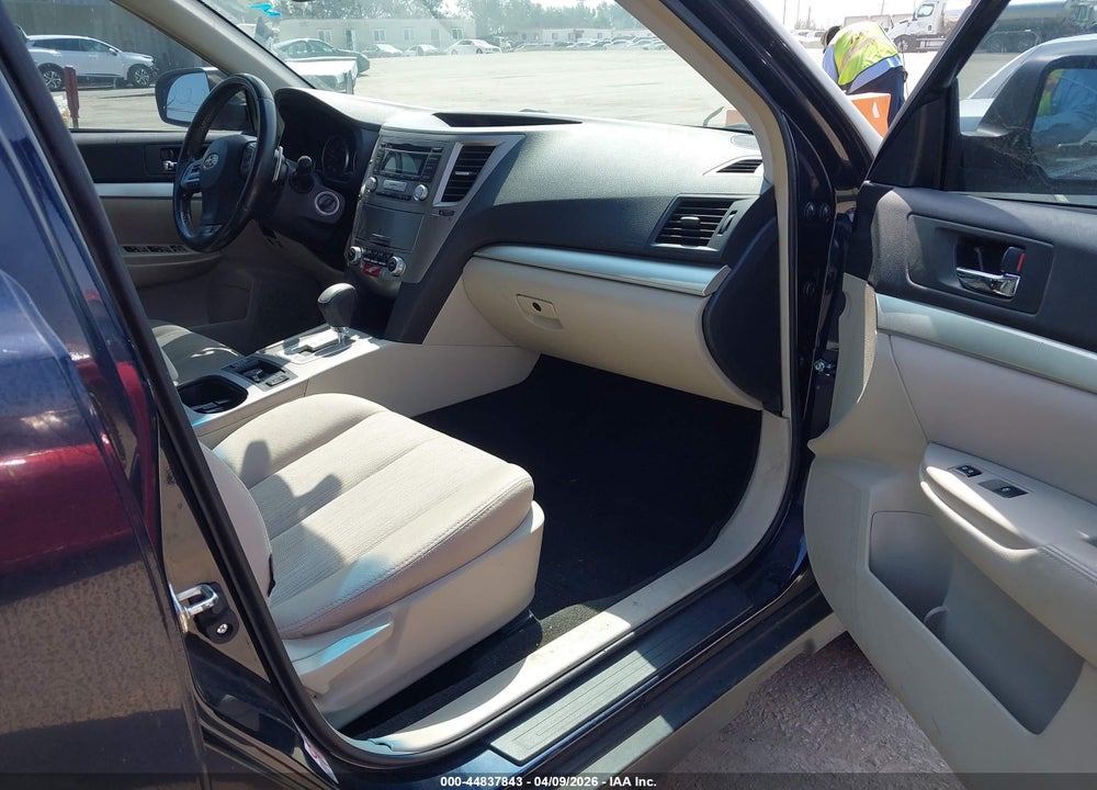 2013 SUBARU OUTBACK 2.5I PREMIUM VIN: 4S4BRBCC6D3208545