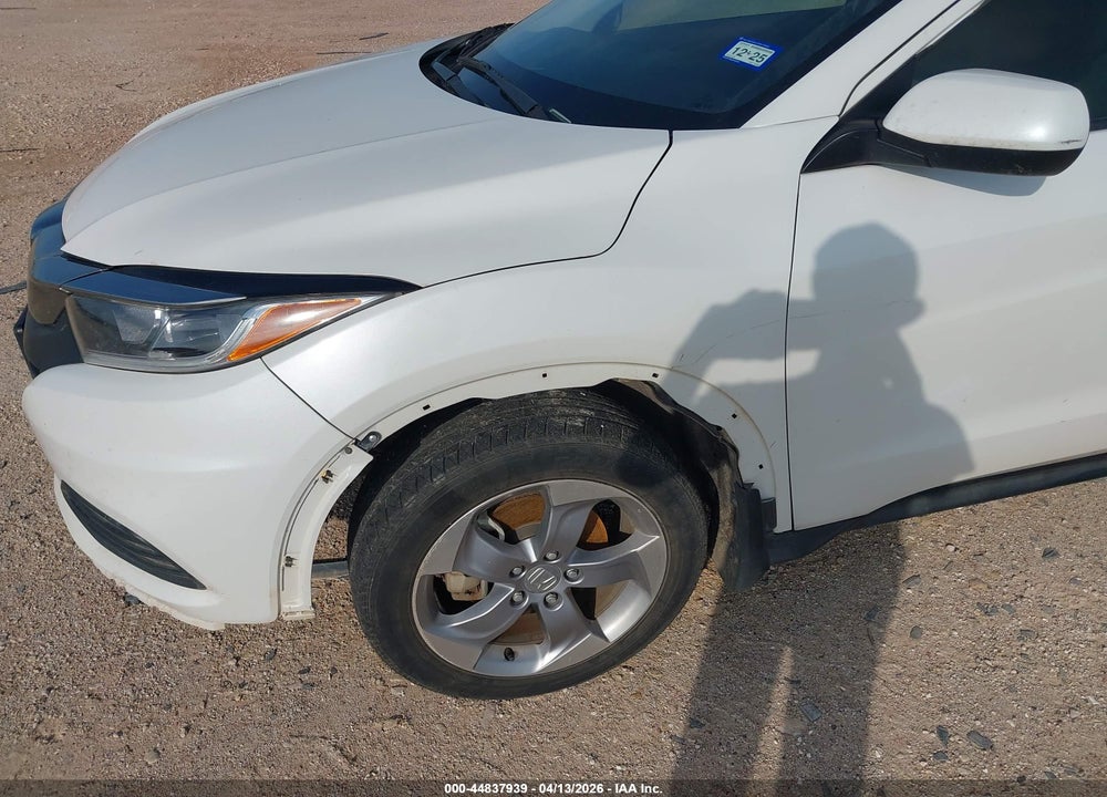 2019 HONDA HR-V LX VIN: 3CZRU5H37KM719098