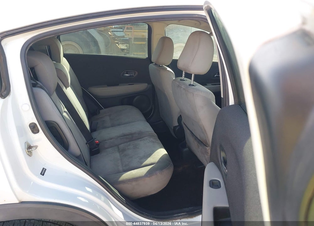 2019 HONDA HR-V LX VIN: 3CZRU5H37KM719098