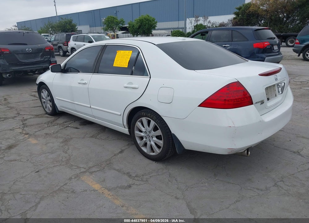 2007 HONDA ACCORD 3.0 EX VIN: 1HGCM66837A083155