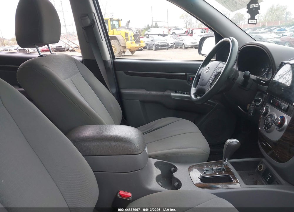 2010 HYUNDAI SANTA FE GLS VIN: 5NMSGDAB1AH371956
