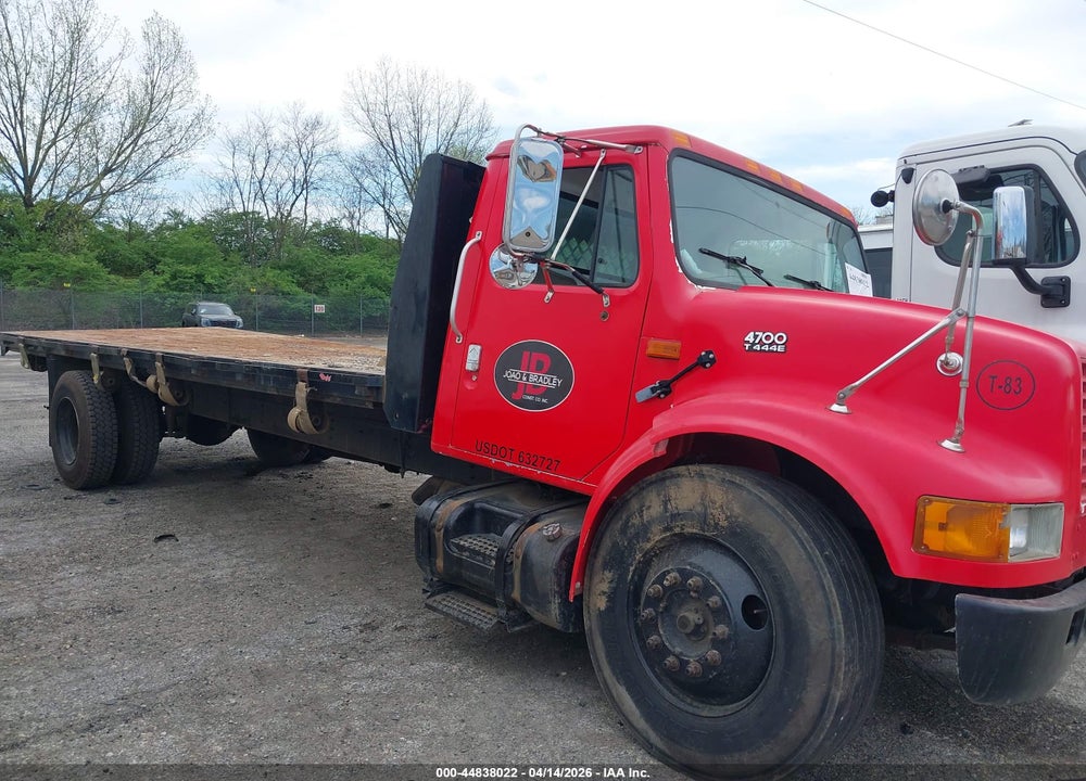 2001 INTERNATIONAL 4000 4700 VIN: 1HTSCABM61H312514