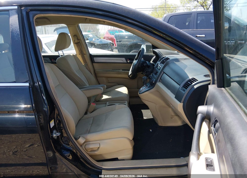 2010 HONDA CR-V LX VIN: 3CZRE3H39AG704715