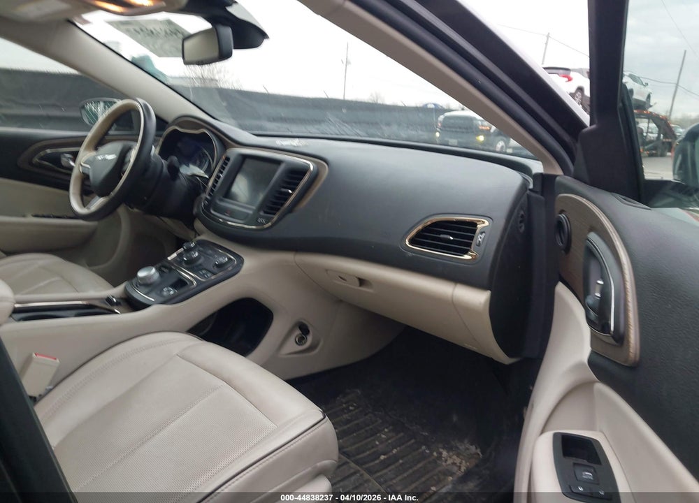 2015 CHRYSLER 200 C VIN: 1C3CCCEG9FN512836