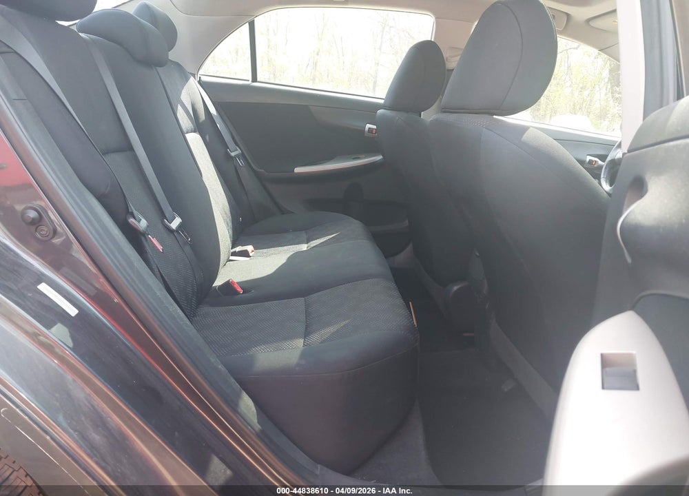 2010 TOYOTA COROLLA S VIN: 1NXBU4EE5AZ237467