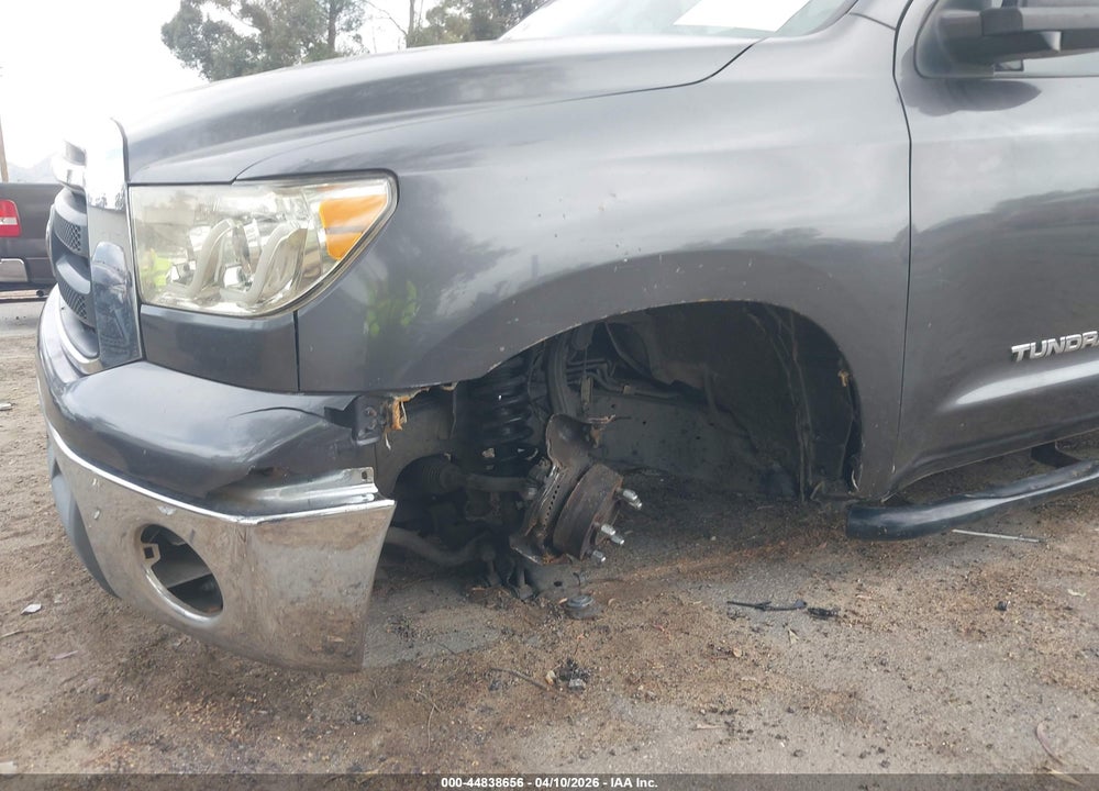 2011 TOYOTA TUNDRA GRADE 4.6L V8 VIN: 5TFRM5F18BX035548