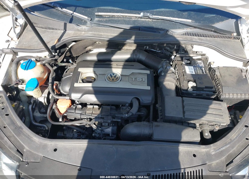2013 VOLKSWAGEN EOS SPORT VIN: WVWBW8AH5DV000630