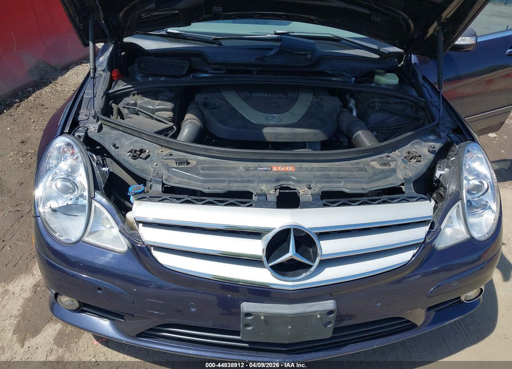 2008 MERCEDES-BENZ R 350 VIN: 4JGCB56E58A069680