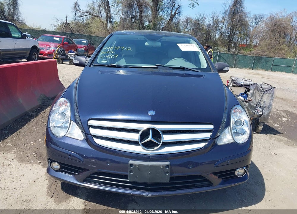 2008 MERCEDES-BENZ R 350 VIN: 4JGCB56E58A069680