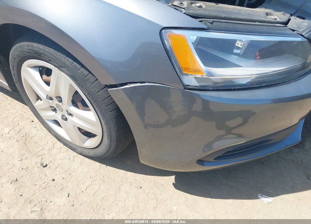 2013 VOLKSWAGEN JETTA 2.5L SE VIN: 3VWDP7AJ5DM434623