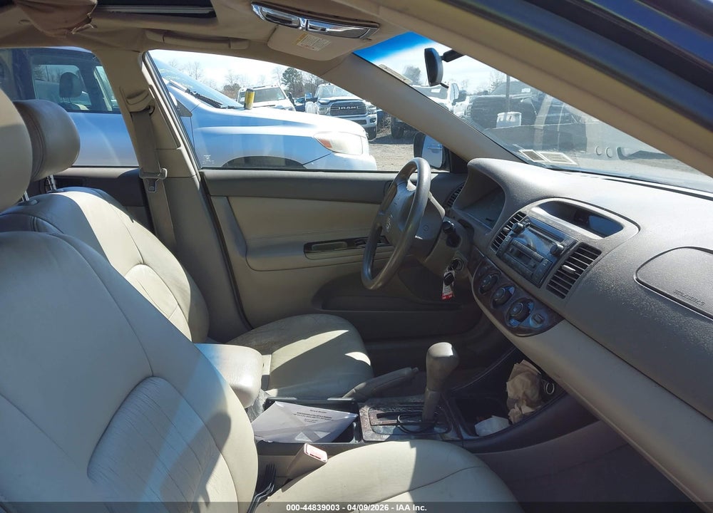2002 TOYOTA CAMRY LE VIN: 4T1BE32K22U087580