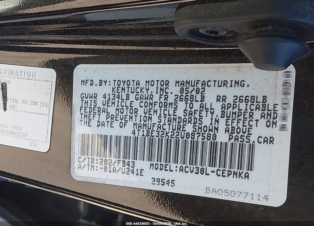 2002 TOYOTA CAMRY LE VIN: 4T1BE32K22U087580