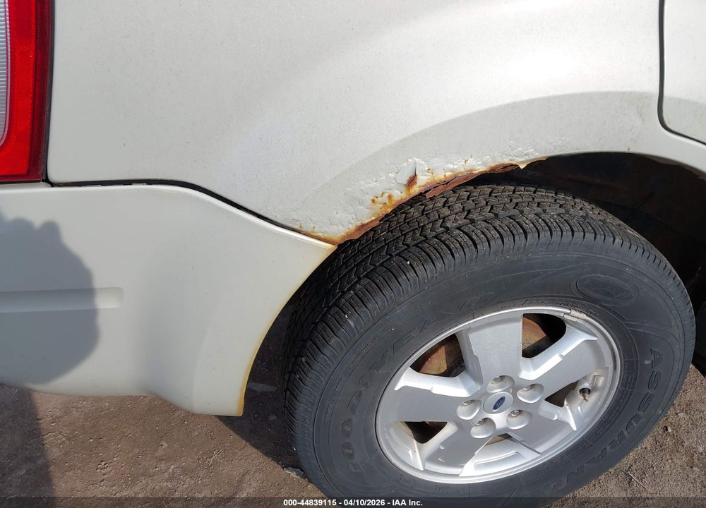 2009 FORD ESCAPE XLT VIN: 1FMCU03G19KC33585