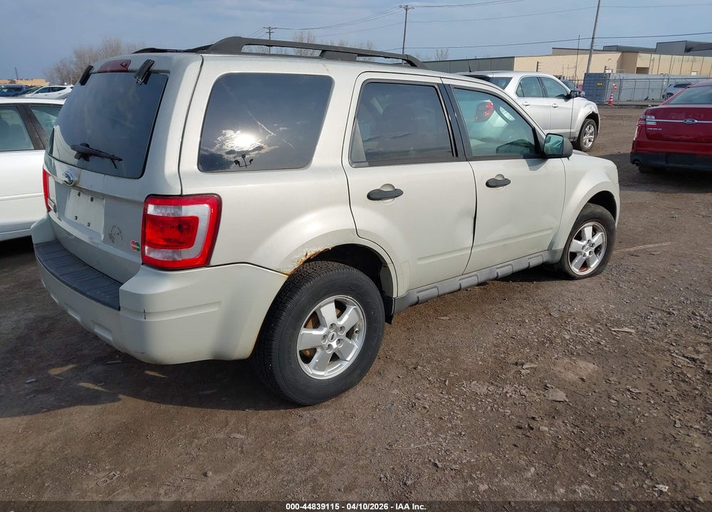 2009 FORD ESCAPE XLT VIN: 1FMCU03G19KC33585