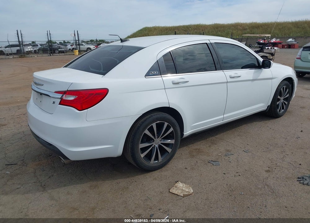 2013 CHRYSLER 200 TOURING VIN: 1C3CCBBB1DN506464
