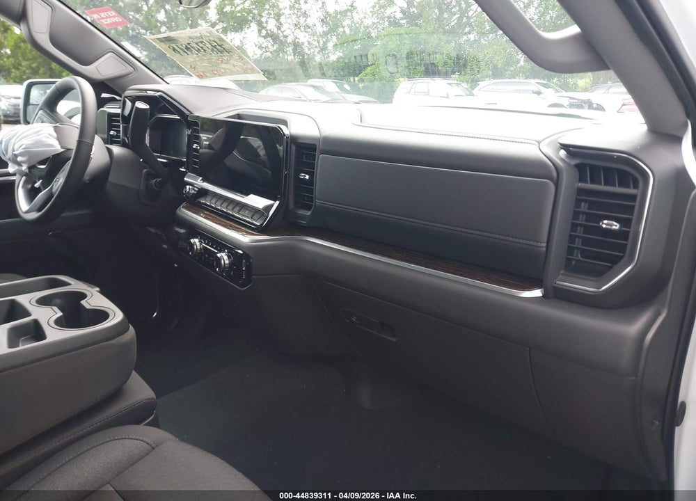 2026 GMC SIERRA 1500 , SHORT BED, SLE, RWD VIN: 3GTPHBEK7TG238487