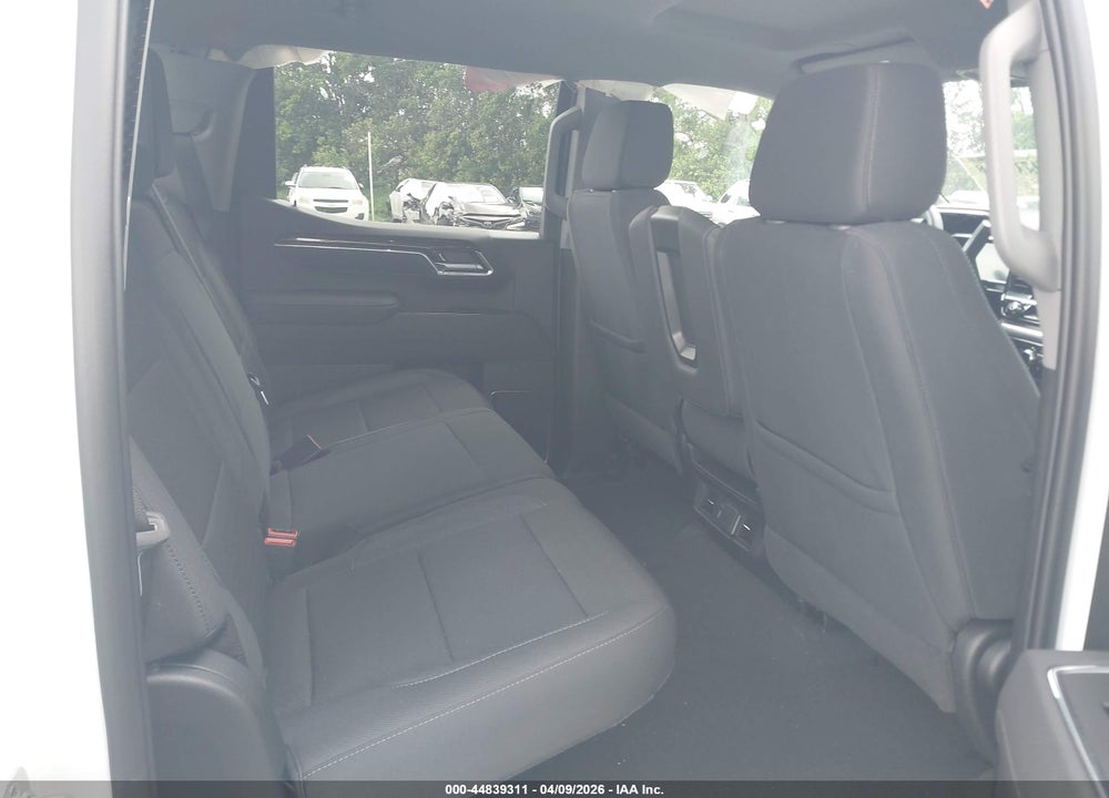 2026 GMC SIERRA 1500 , SHORT BED, SLE, RWD VIN: 3GTPHBEK7TG238487