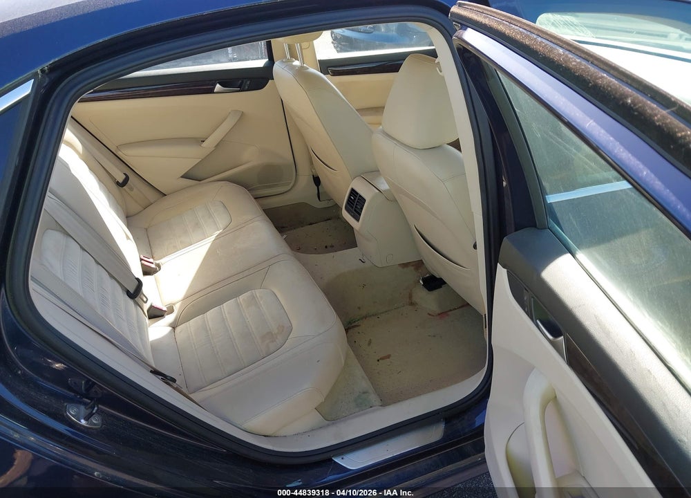 2014 VOLKSWAGEN PASSAT 2.0L TDI SEL PREMIUM VIN: 1VWCN7A36EC117794