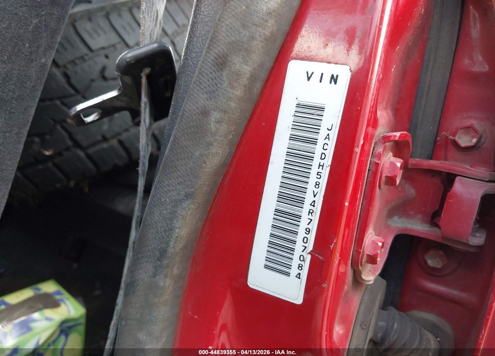 1994 ISUZU TROOPER S VIN: JACDH58V4R7907084