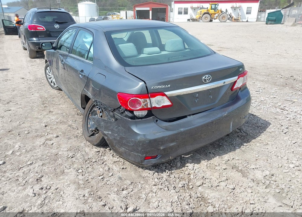 2013 TOYOTA COROLLA LE VIN: 2T1BU4EE4DC986623