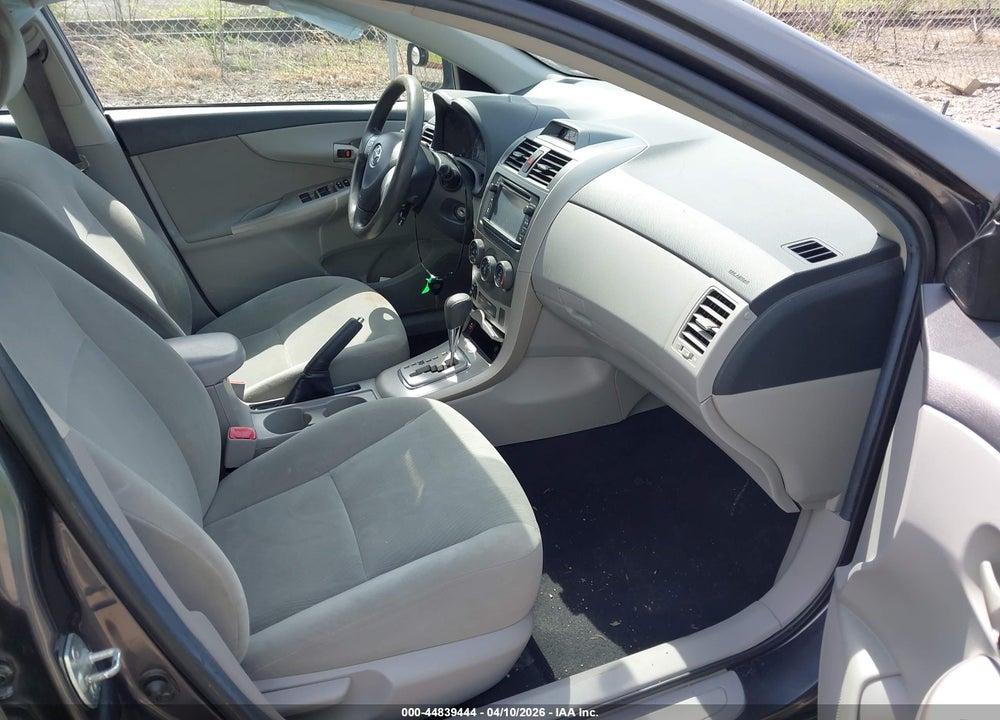 2013 TOYOTA COROLLA LE VIN: 2T1BU4EE4DC986623