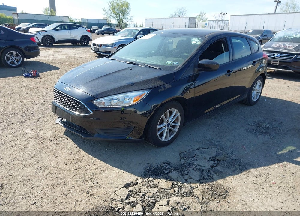 2018 FORD FOCUS SE VIN: 1FADP3K21JL275816
