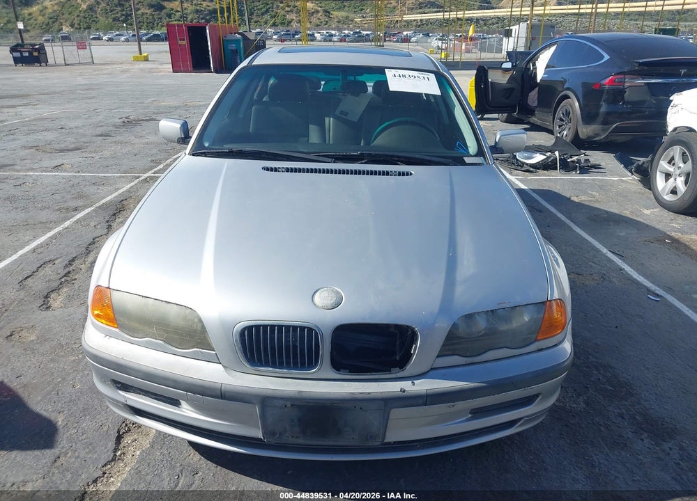 2000 BMW 323I VIN: WBAAM3340YKC72332