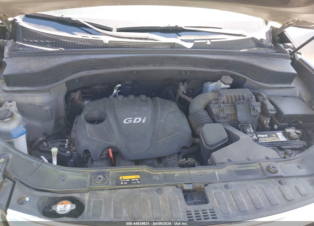 2014 KIA SORENTO LX VIN: 5XYKT4A62EG507932